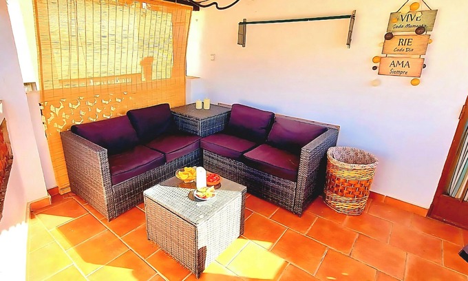 Callosa d' En Sarria Casa | Romantic Spanish house, Casa Amarilla in Costa Blanca