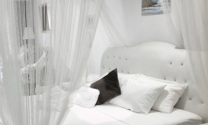 Port Franks Apartamento | Romantic Studio, Kitchenette, King Bed, Sauna, Hot Tub, Fitness Studio, Wellness