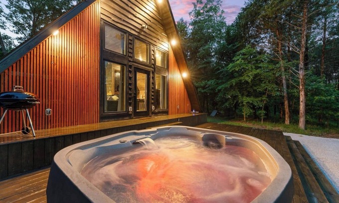 Jasper Casa | Romantic Sunsets Views Couples A Frame & Hot Tub