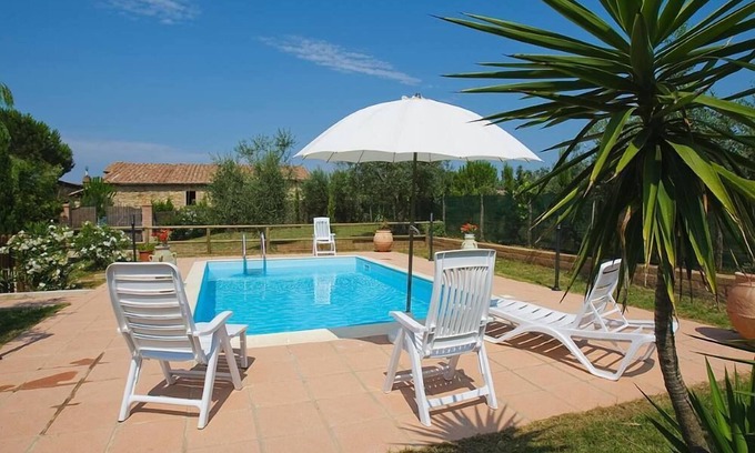 Casale Marittimo Villa | CHALET ROMANTICO CON PISCINA AMIGABLE