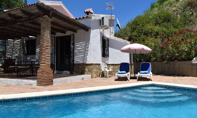 Cómpeta Cabaña | Romantica Finca La Jara para 2 con piscina privada y fantásticas vistas