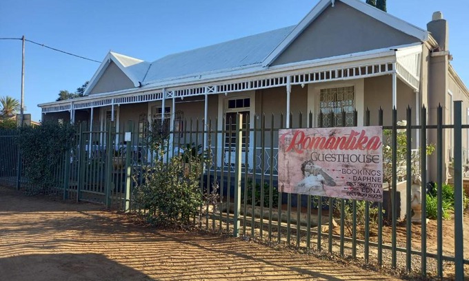 Bloemhof Casa | Romantika Guesthouse Accommodation
