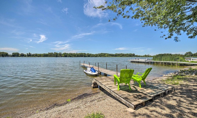 Brimfield Cabaña | Rome City Waterfront Oasis w/ Beach & Dock!