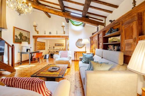 Trastevere Apartamento | Rome's Hidden Gem