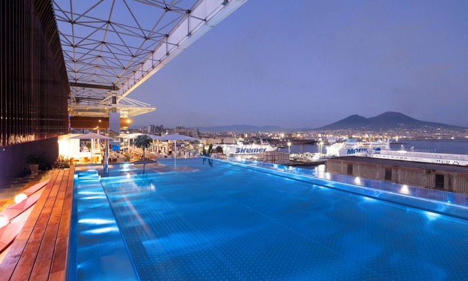 Historical Center Hotel | ROMEO Napoli