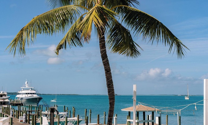 Dunmore Town Complejo | Romora Bay Resort & Marina