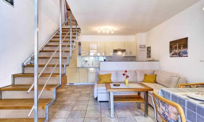 Miholascica Apartamento | Rona Apartment Mateo