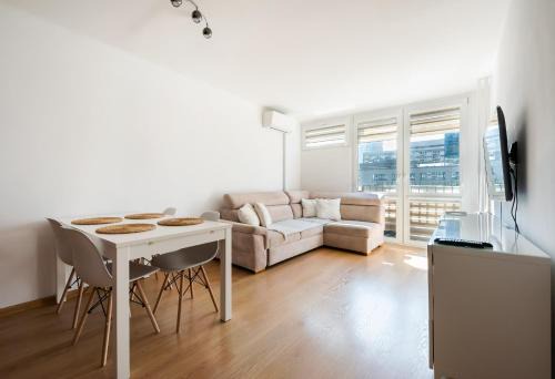 Srodmiescie Połnocne Apartamento | Rondo ONZ Standard Apartment