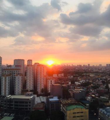 Highway Hills Apartamento | Ronz Deca Hills