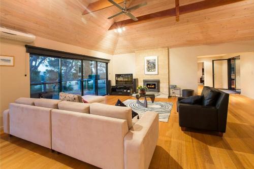 Yallingup Casa | Roo-topia at Chez Nous - A Yallingup Sanctuary