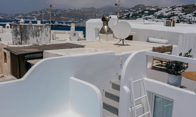 Little Venice Casa | Roofs of Chora, Townhouse with Rooftop Pool - Adults Only