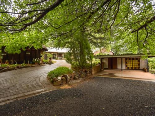 Clarens Apartamento | Rooiland Clarens