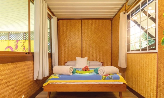 Moorea-Maiao Casa | Room 1 - Secluded Rustic Bungalow by Tipaniers Beach