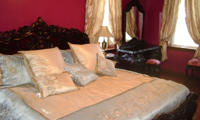 Fort Plain Cama Y Desayuno | Sala # 1 Somos solo 30 min. lejos de "BASEBALL HALL OF FAME" en Coopers Town.