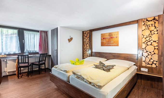 Bernau Apartamento | Habitación '15' con vistas a la montaña, terraza compartida y Wi-Fi