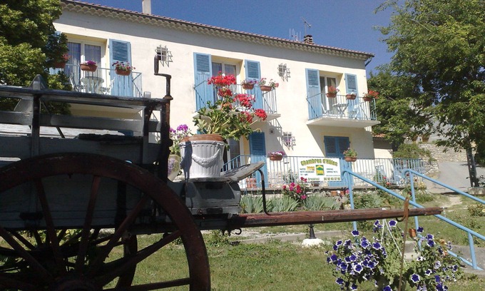 Castellane Cama Y Desayuno | Room 2 - "Le Destourbes