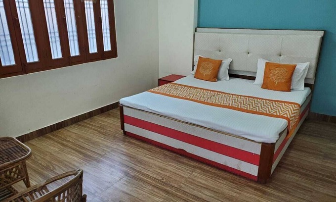 Varanasi Cabina | Room 3 - Near to River & Golden temple. Close to all visiting places is nearby