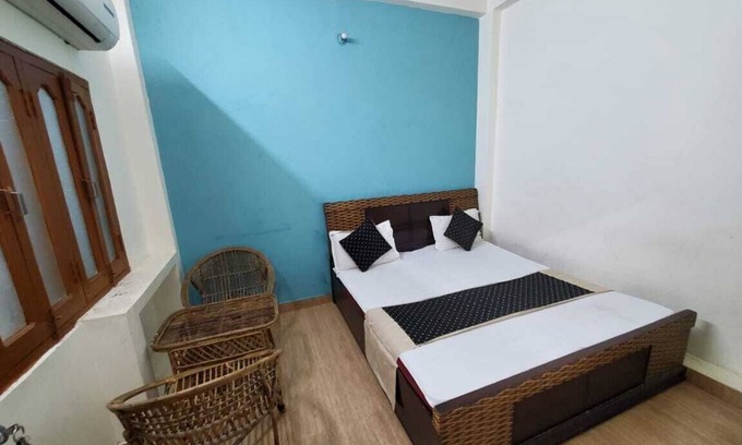 Varanasi Cabina | Room 5 - Near to River & Golden temple. Close to all visiting places is nearby