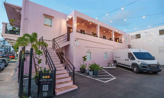 Santurce Hotel | Room 8: Colorful Crash Pad Near Cerra Art
