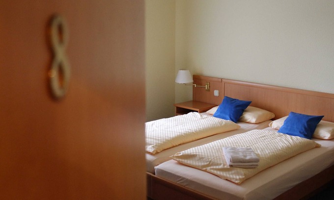 Jork Casa | Habitación 8 Posibilidad de cama supletoria - restaurante y hotel De tierra a mar