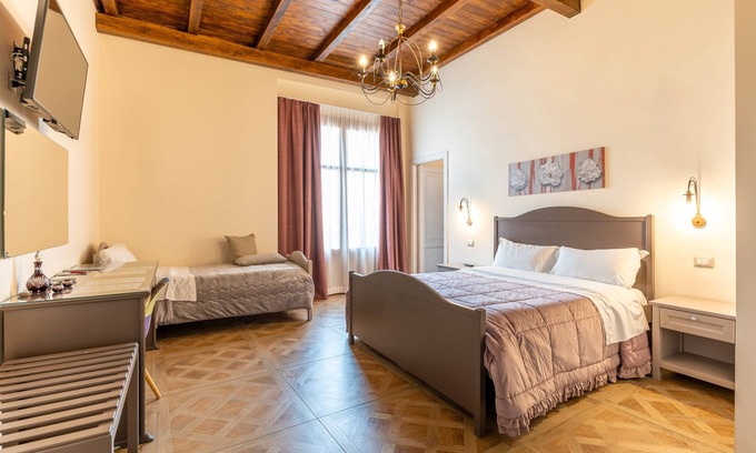 Licata Apartamento | Habitación 'Al Duomo - Camera Tripla' con terraza compartida, Wi-Fi y aire acondicionado.