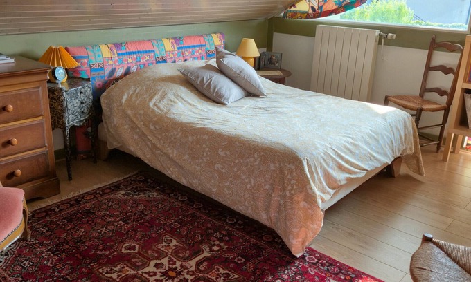 Charmes Apartamento | Room + Bathroom + Balcony by the Canal