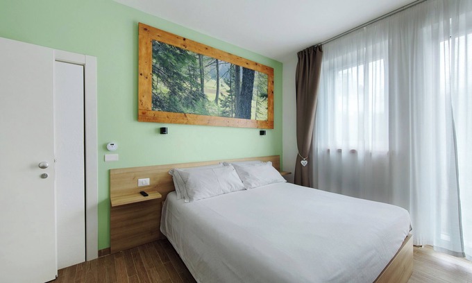 Domegge di Cadore Apartamento | Habitación 'Camera F Bosco' con vistas al lago, terraza compartida y Wi-Fi