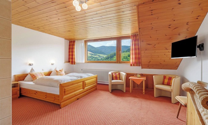 Glottertal Apartamento | Habitación 'Deluxezimmer 2' con vistas a la montaña, terraza compartida y Wi-Fi