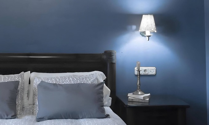 Deba Apartamento | Room 'Doble 2' with Mountain View, Private Garden and Wi-Fi