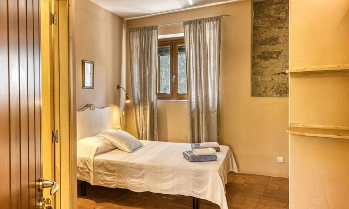 Borrassa Apartamento | Habitación 'Donzell' con piscina compartida, Wi-Fi y aire acondicionado