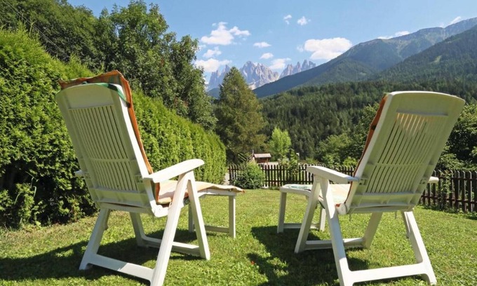 Villnoss Apartamento | Habitación 'Dreibettzimmer 3' con vistas a la montaña, terraza privada y Wi-Fi