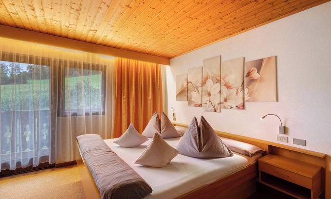 Valle Aurina Apartamento | Habitación 'Ederhof 9' con vistas a la montaña, terraza compartida y Wi-Fi