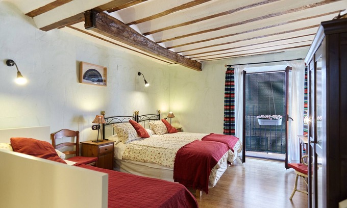 Hornos Apartamento | Habitación 'El Yelmo' con vistas a la montaña