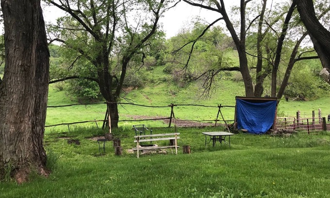 Sextonville Otro | Espacio para una multitud en Akey Valley en el suroeste de Wisconsin