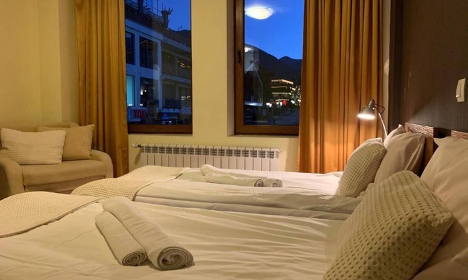 Shiligarnika Casa | Room in Guest Room - Granat Double Room 3- Next to Gondola Lift