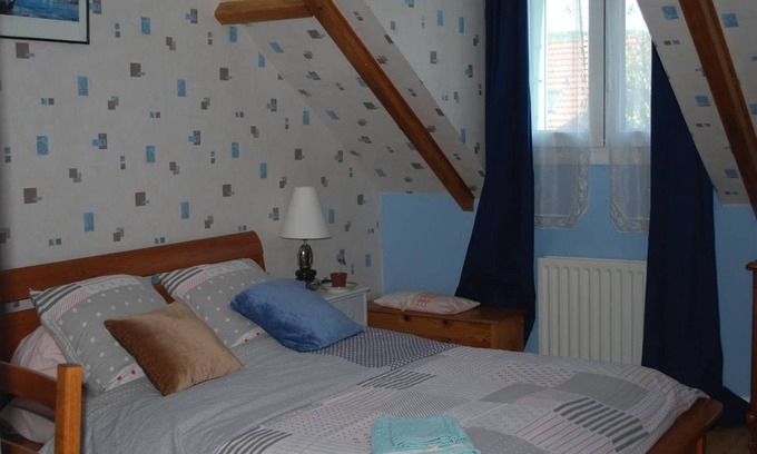 Saint-Remy-les-Chevreuse Casa | Habitación en una casa llena de vida