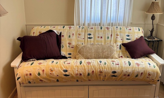 Somers Point Casa | Room in a Charming Shared House in enjoyable Somers PT.,along walking-bike path.