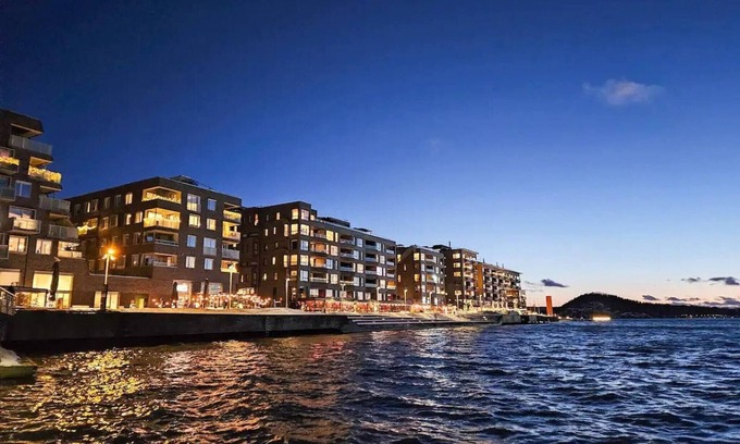 Gamle Oslo Casa | Room in Apartment - Waterfront Suite Super Kingbed With Terrace And TV