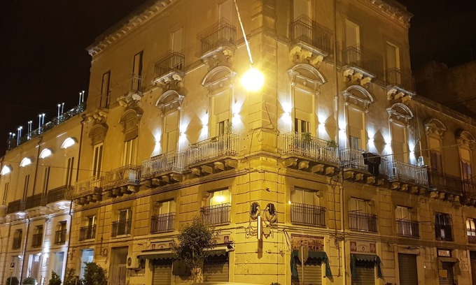 Eastern Sicily Cama Y Desayuno | Princess Mafalda di Savoia bb