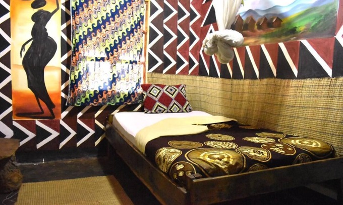 Nyakinama Casa | Room in B&B - Red Rocks Rwanda - Double Room With Shared Bathroom