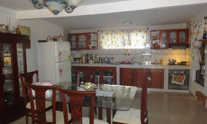 San Andres Casa | Room in Guest Room - Green Sea Villa Helen Inn, Kilometer 4 Circunvalar
