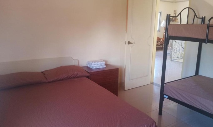 Lobo Casa | Room In Lobo Triple N Homestay 2nd N