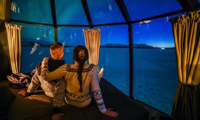 Jokkmokk Municipality Casa | Room in Lodge - Peace & Quiet Hotel Floating Glass Room for 2 Guests Experience Northern Lights