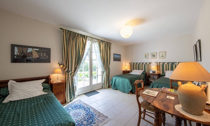 Saint-Benoit-sur-Loire Cama Y Desayuno | Habitación La Loire - Acceso Discapacitados, WiFi, Mascotas permitidas