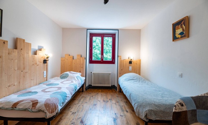 Vassieux-en-Vercors Apartamento | Habitación 'Les Carlines 3' con vistas a la montaña, terraza compartida y Wi-Fi