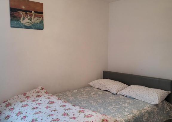 London Borough of Hounslow Casa | Room near Heathrow Airport