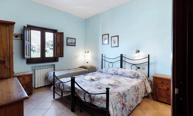 Gragnano Apartamento | Habitación 'Pompei Con Vista Montagna' con terraza compartida, jardín compartido y Wi-Fi