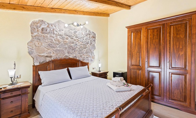 Scano di Montiferro Apartamento | Habitación 'Talia' con Vista al Mar, Wi-Fi y Aire Acondicionado