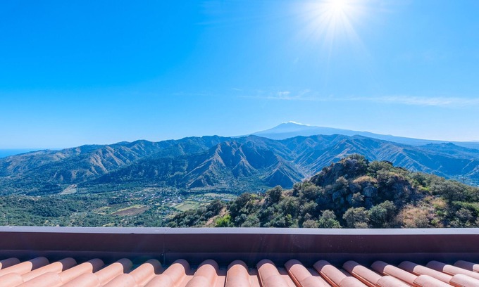 Motta Camastra Apartamento | Room 'Twin' with Mountain View, Shared Pool and Shared Terrace