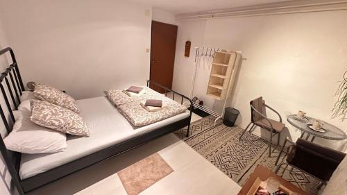Godic Casa | Room under Velika planina